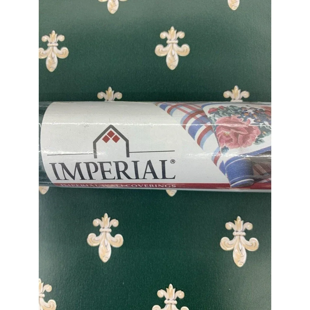 Imperial Fleur-De-lis Wallpaper Gold On Dark Green Background 20.5 X 11yds